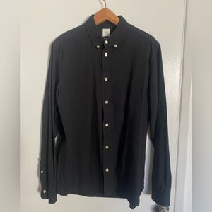 NEW! Men's H&M Regular Fit, Coupe Standard Oxford Black Button Up Shirt! Size M!